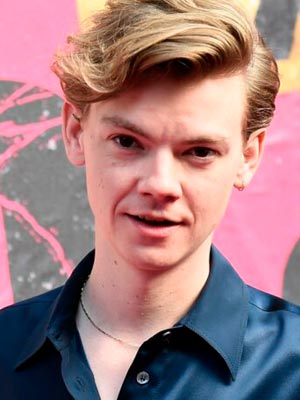 Томас Сэнгстер
Thomas Sangster